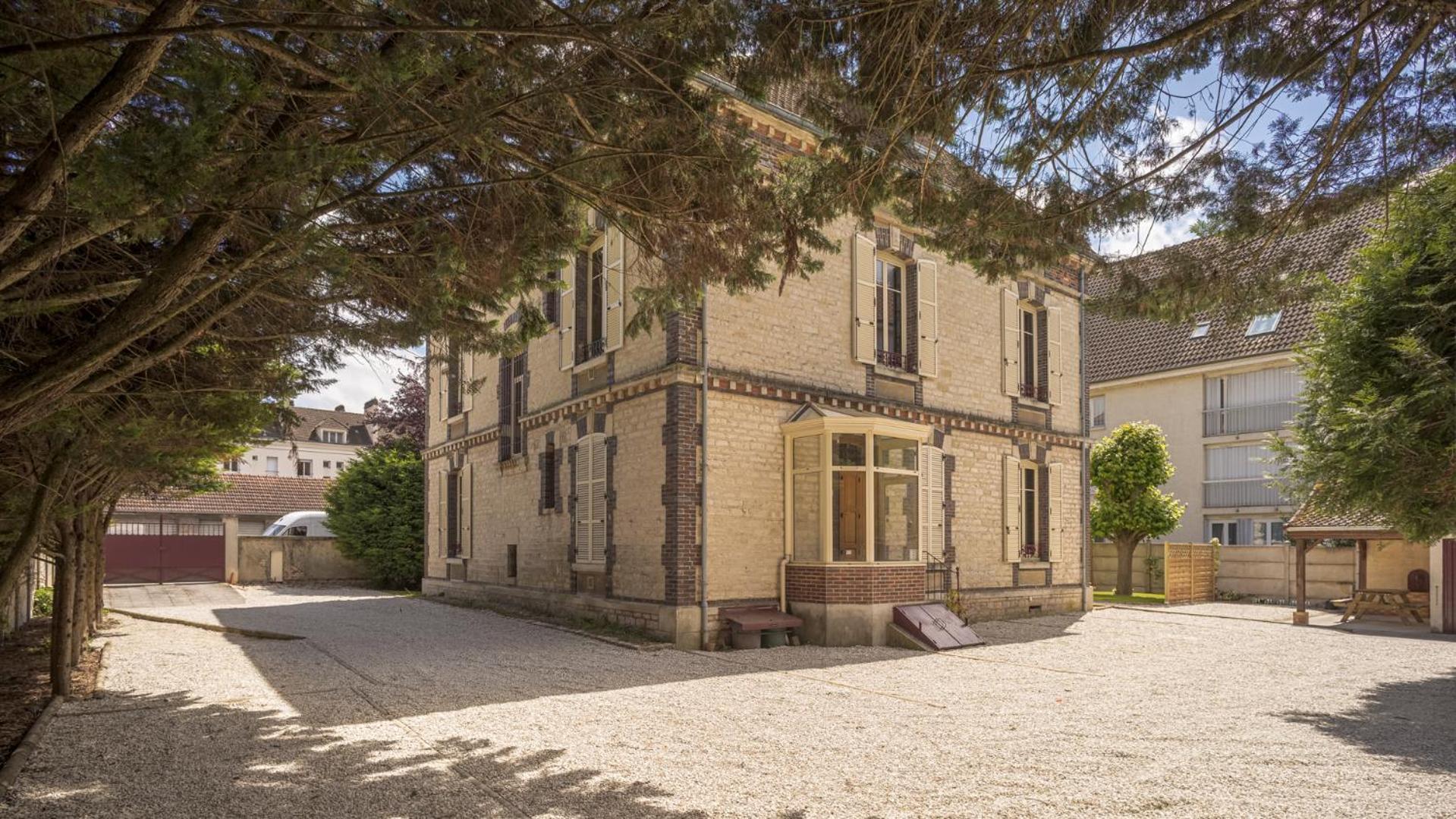Bonappart 4 - Charme Napoleonien & Confort Troyes Dış mekan fotoğraf